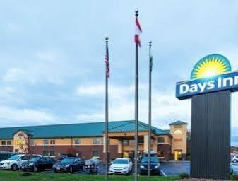 Days Inn By Wyndham Brewerton/ Syracuse Near Oneida Lake מראה חיצוני תמונה