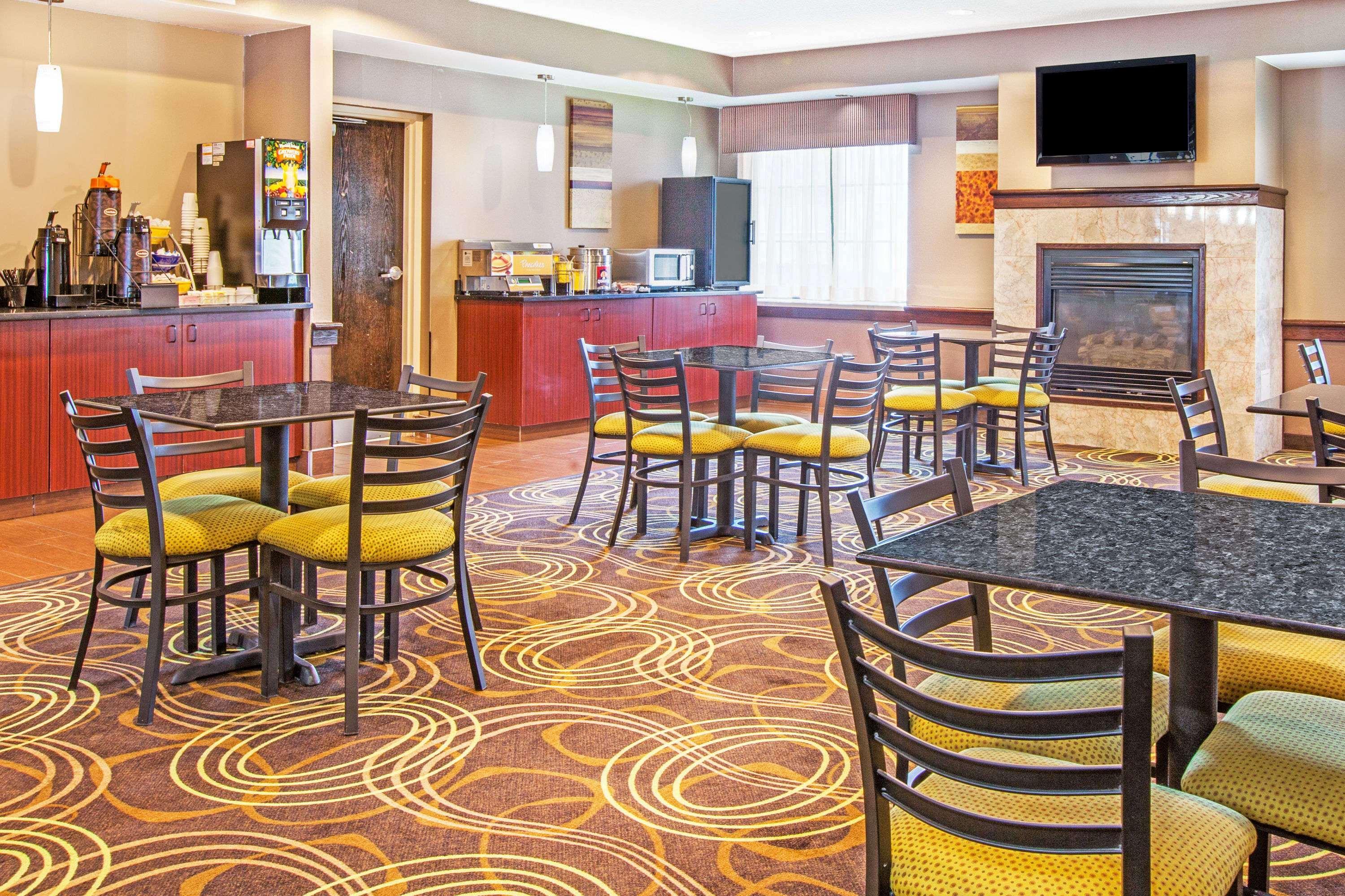 Days Inn By Wyndham Brewerton/ Syracuse Near Oneida Lake מראה חיצוני תמונה
